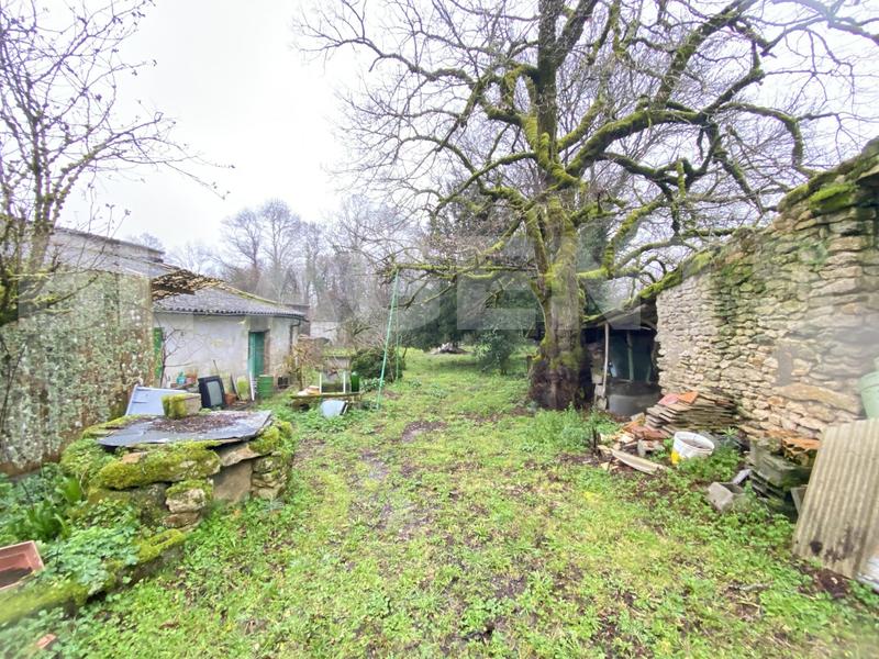 Maison de village - 90 m² - 4 pièces