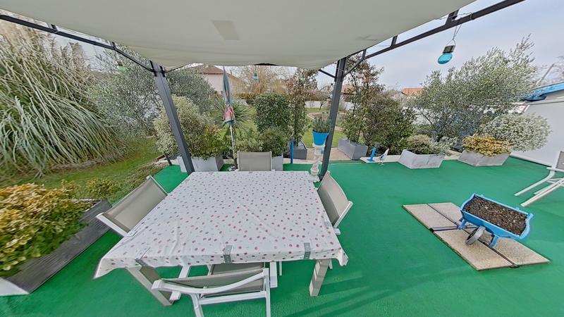 Maison - 106 m² - 4 pièces