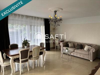 Maison - 222 m² - 7 pièces