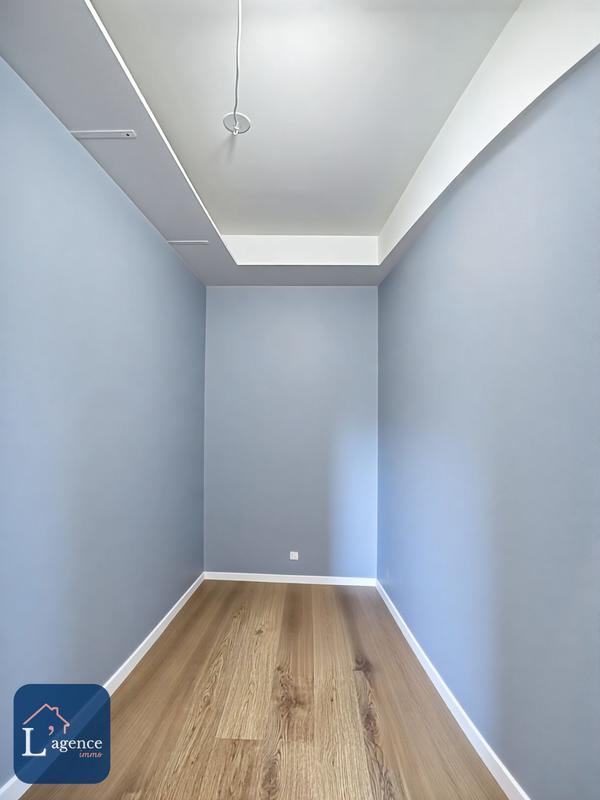 Appartement - 112 m² - 5 pièces