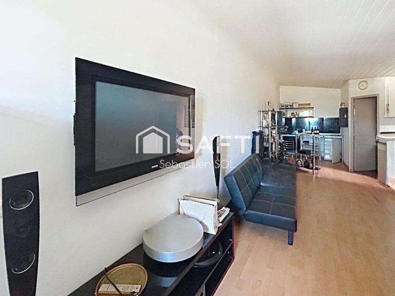 Local commercial - 1 485 m² - 10 pièces