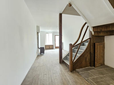 Maison - 150 m² - 4 pièces
