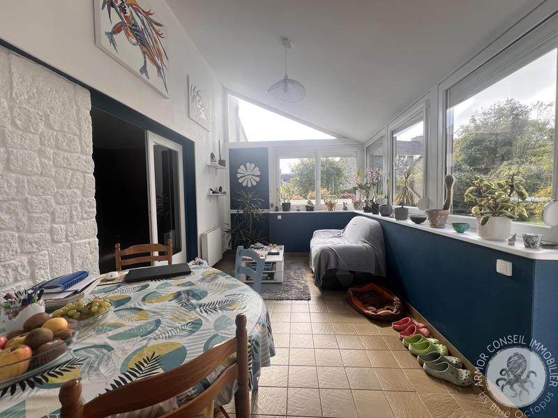 Maison - 196 m² - 9 pièces