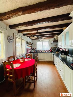 Maison - 110 m² - 6 pièces