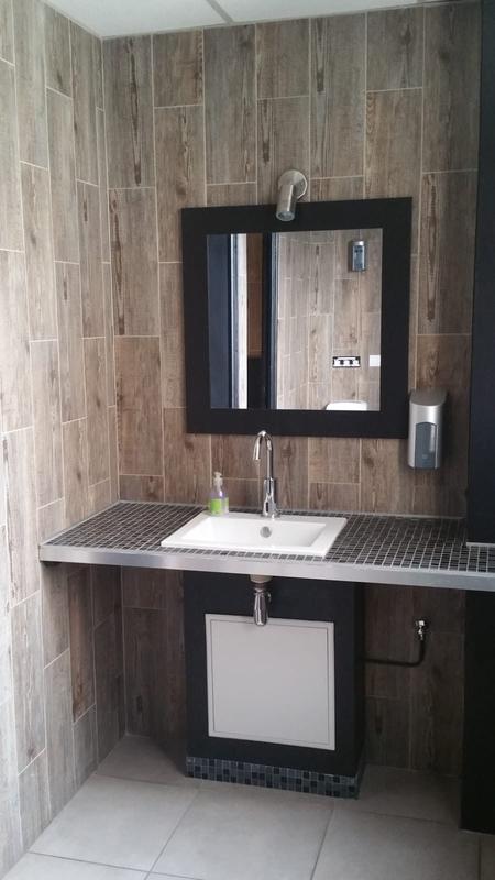 Immeuble - 4 500 m² - 3 pièces