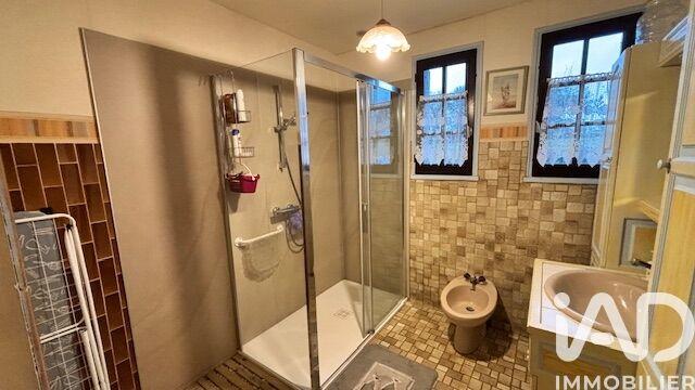 Maison - 120 m² - 7 pièces