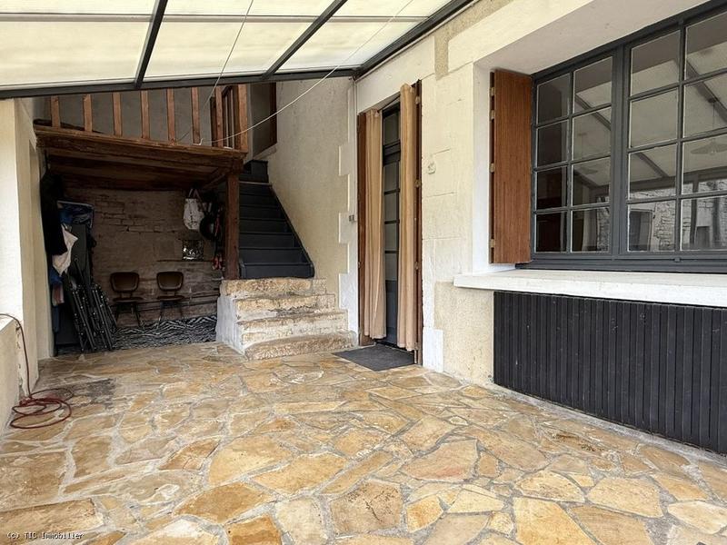 Maison de village - 315 m² - 11 pièces