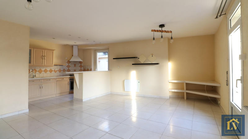 Appartement - 81 m² - 3 pièces