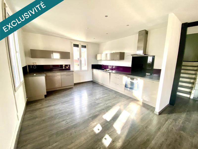 Maison - 96 m² - 5 pièces