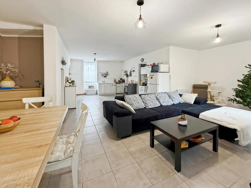 Maison - 100 m² - 5 pièces