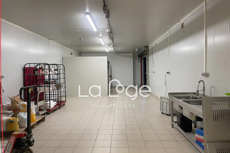 Local commercial - 700 m²