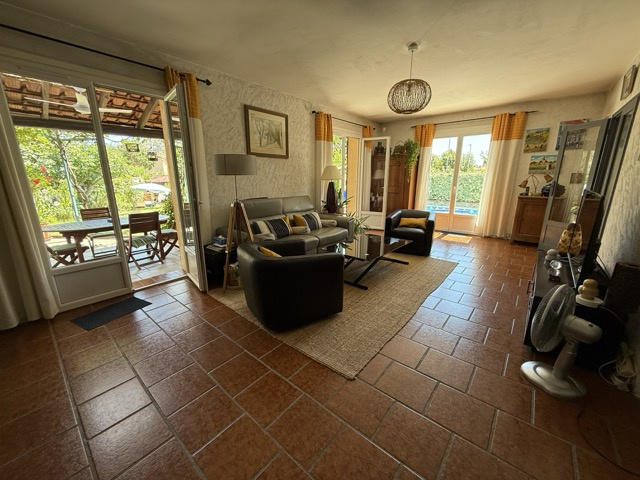 Maison - 152 m² - 6 pièces