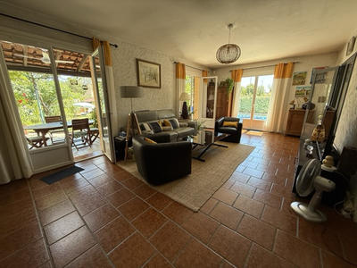 Maison - 152 m² - 6 pièces