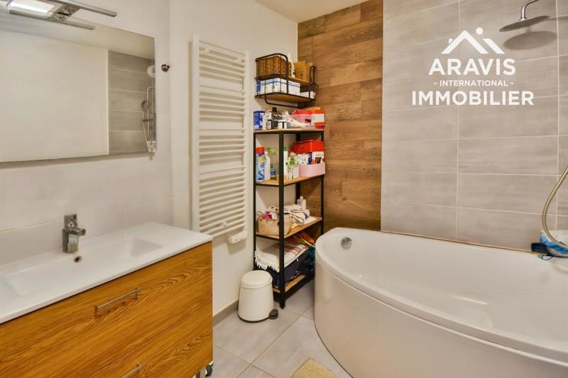 Appartement - 82 m² - 4 pièces