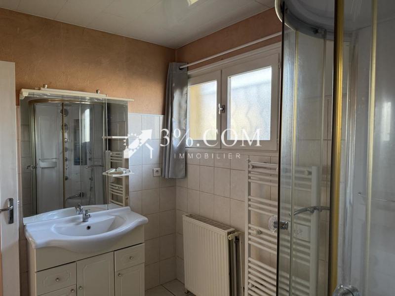 Maison - 93 m² - 4 pièces