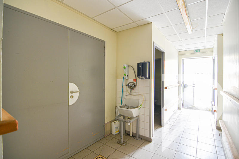 Local commercial - 300 m²