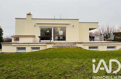 Maison - 190 m² - 9 pièces