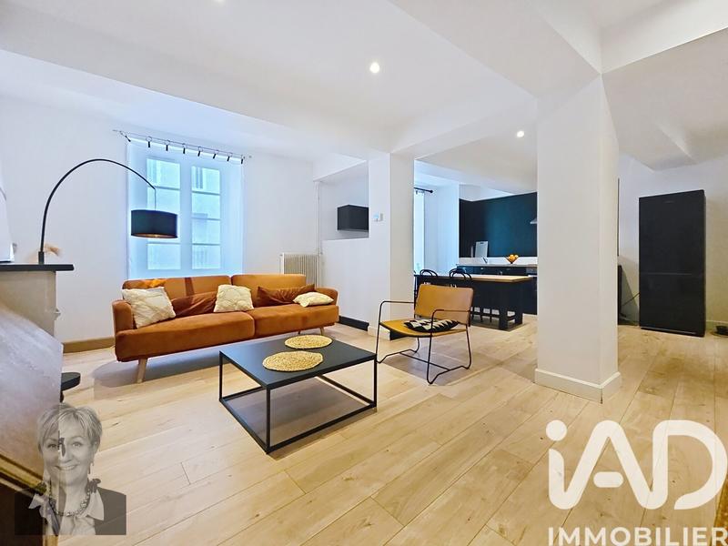 Appartement - 81 m² - 3 pièces