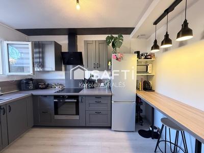 Maison - 90 m² - 4 pièces