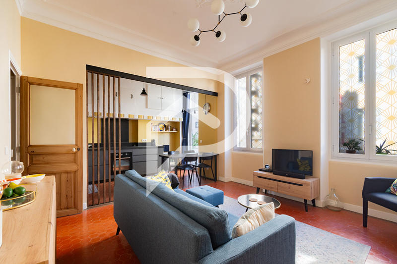 Appartement - 70 m² - 3 pièces