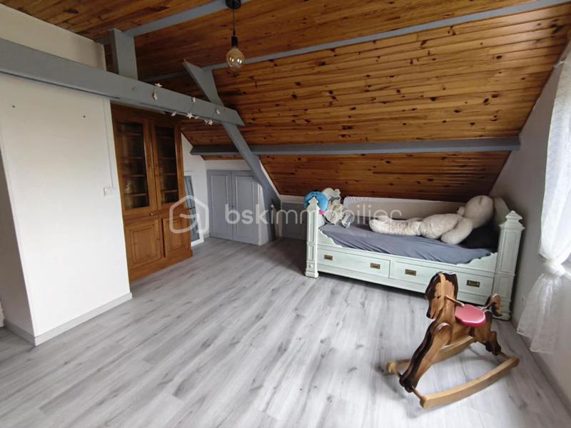 Pavillon - 145 m² - 7 pièces