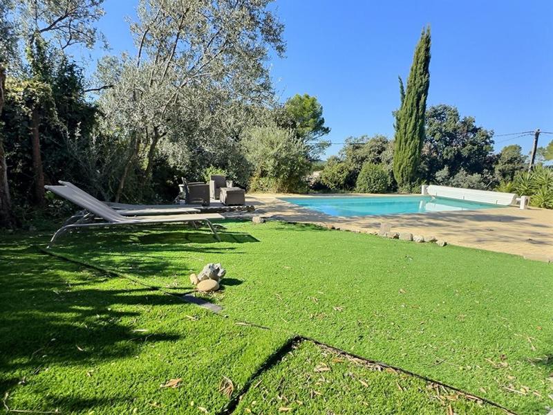 Maison - 151 m² - 6 pièces