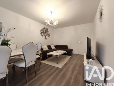 Appartement - 97 m² - 5 pièces