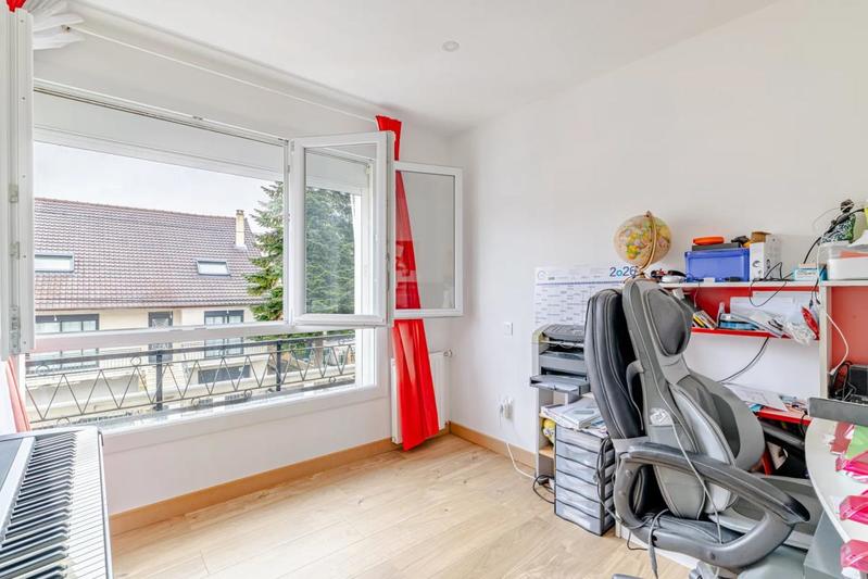 Appartement - 75 m² - 4 pièces