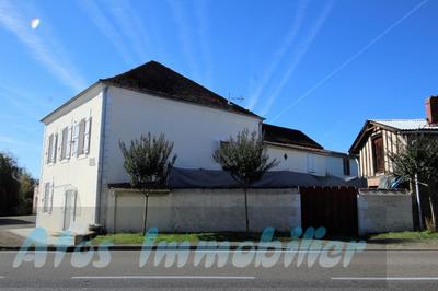 Maison de village - 212 m² - 7 pièces
