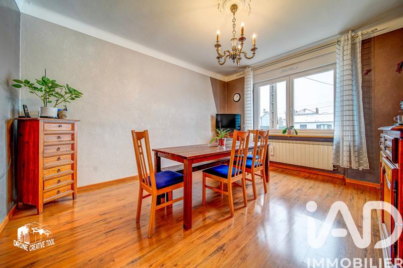 Maison - 146 m² - 8 pièces