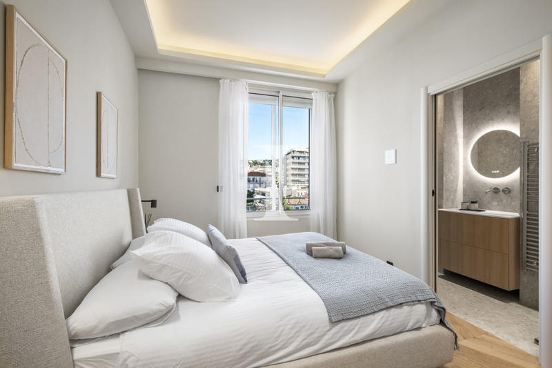 Appartement - 100 m² - 4 pièces