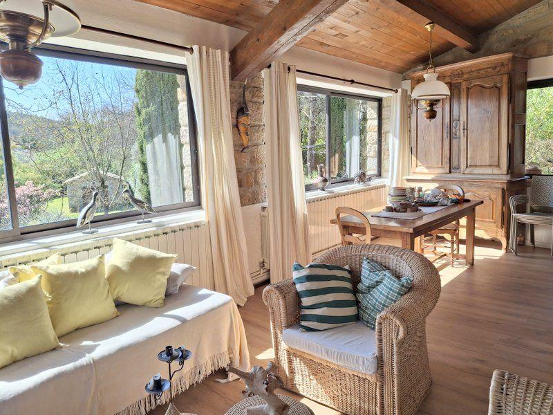 Maison - 194 m² - 5 pièces