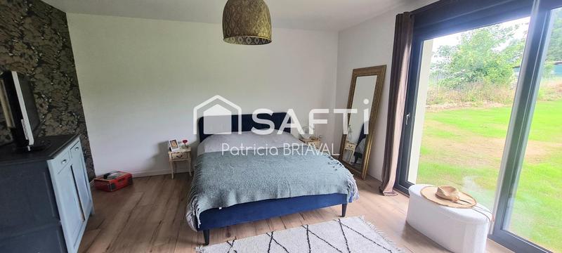 Maison - 140 m² - 7 pièces