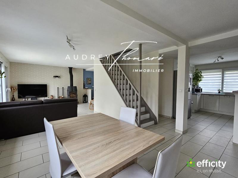 Pavillon - 125 m² - 7 pièces