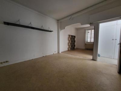 Divers - 49 m² - 2 pièces