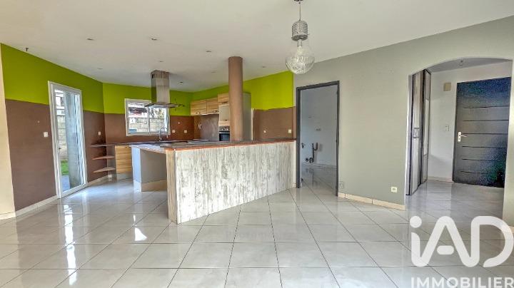 Maison - 159 m² - 5 pièces