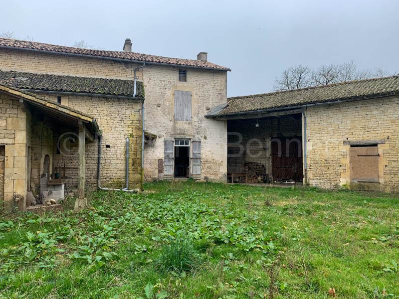 Maison - 200 m² - 9 pièces