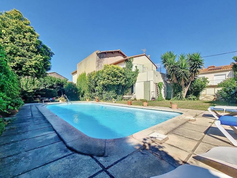 Maison de maîtres - 185 m² - 6 pièces