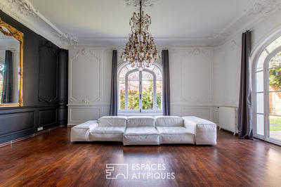 Maison - 250 m² - 8 pièces