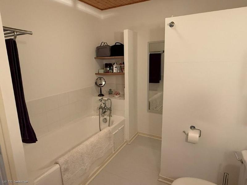 Maison de village - 392 m² - 10 pièces