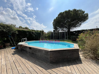 Maison traditionnelle - 203 m² - 8 pièces