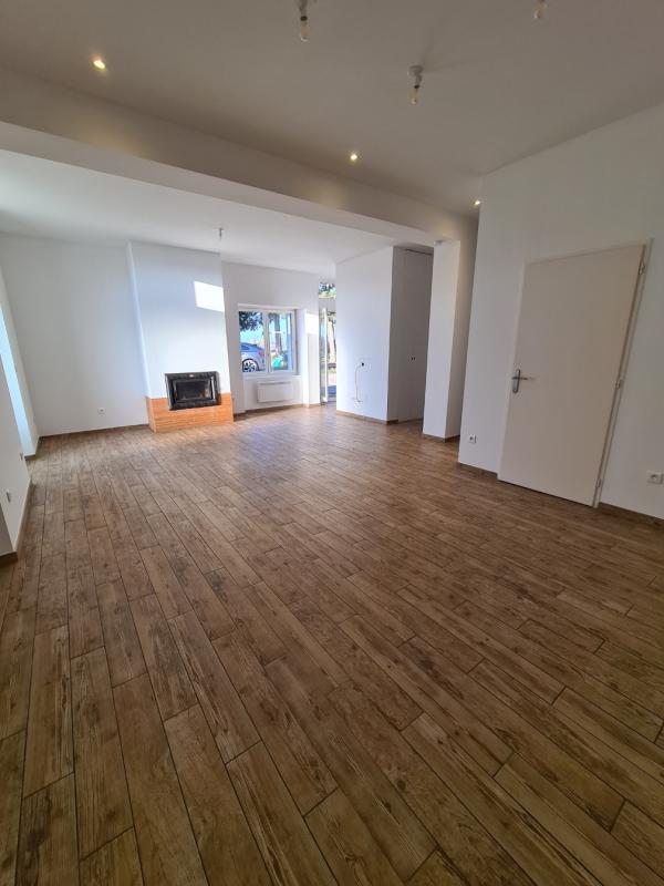 Corps de ferme - 140 m² - 5 pièces