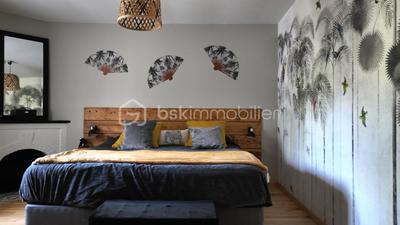 Maison - 185 m² - 6 pièces