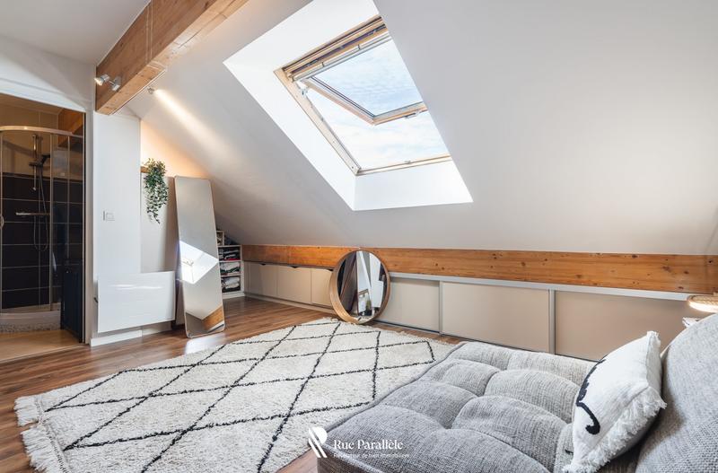 Maison - 90 m² - 4 pièces