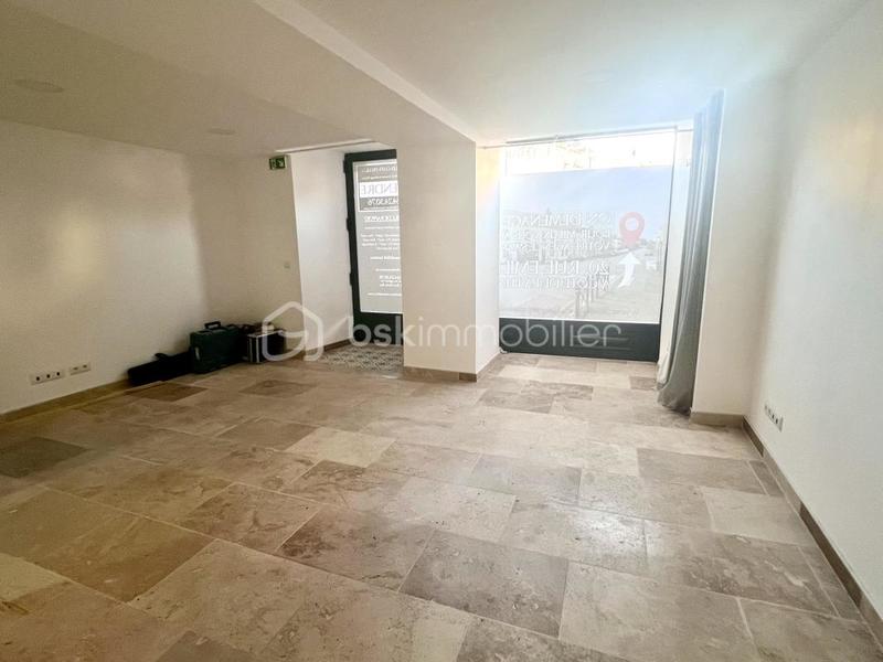 Local commercial - 33 m² - 2 pièces