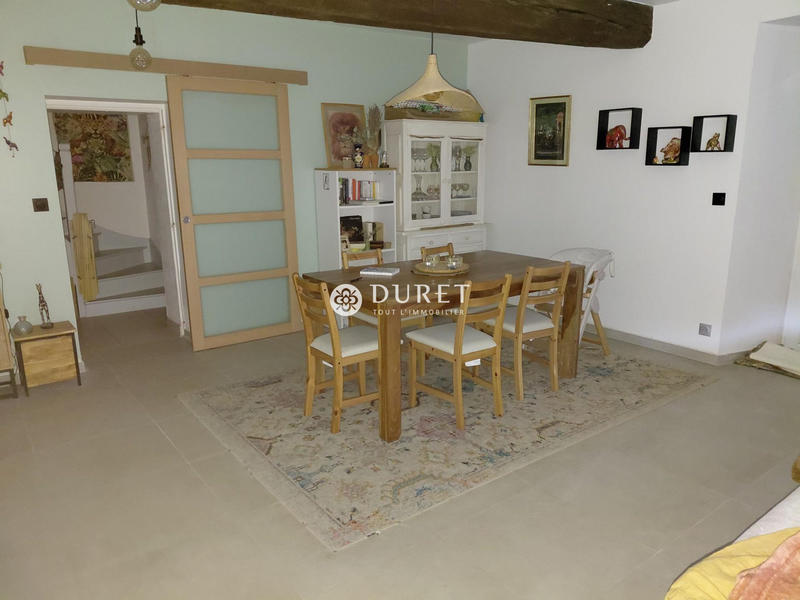 Maison - 181 m² - 6 pièces