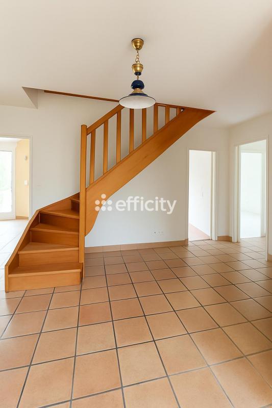 Pavillon - 138 m² - 7 pièces