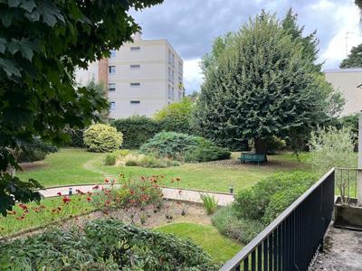 Appartement - 81 m² - 4 pièces