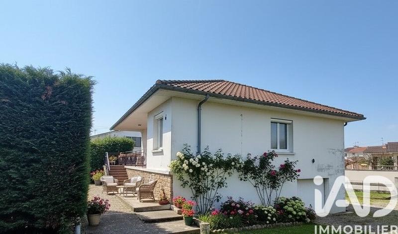 Maison - 99 m² - 5 pièces