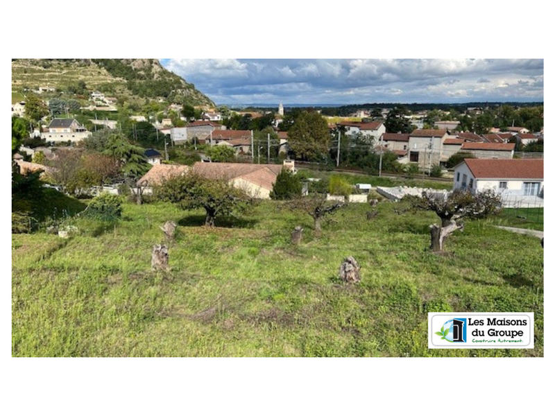 Terrain constructible - 1 161 m²